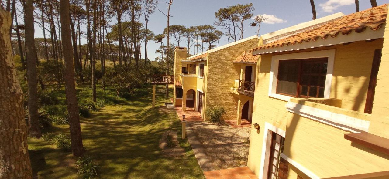 Aparthotel Pino Dorado Manantiales Esterno foto
