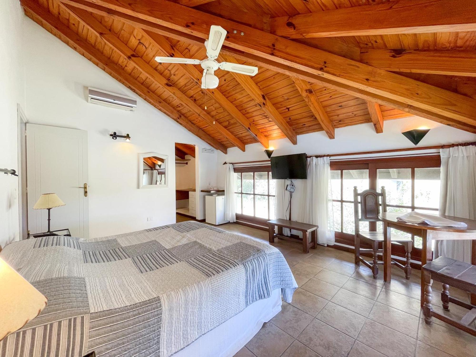 Aparthotel Pino Dorado Manantiales Esterno foto