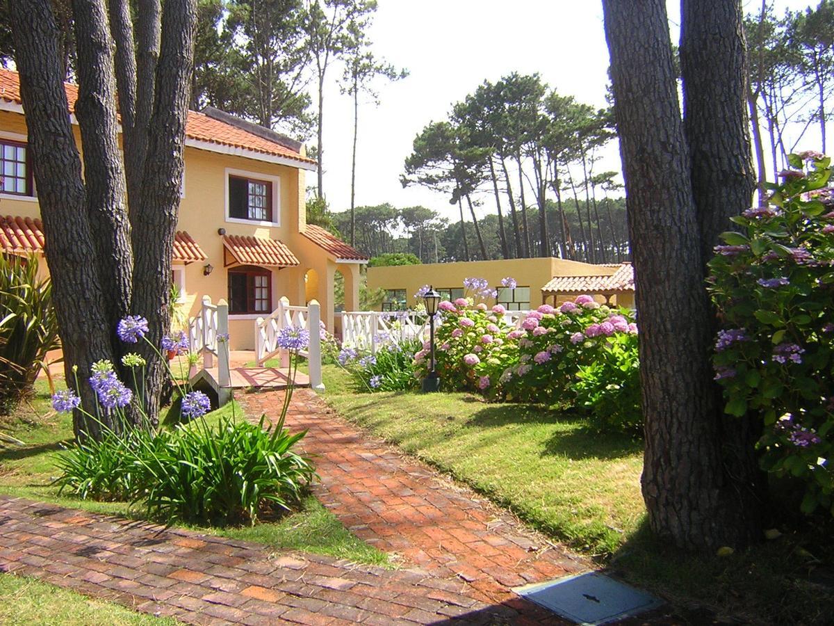 Aparthotel Pino Dorado Manantiales Esterno foto