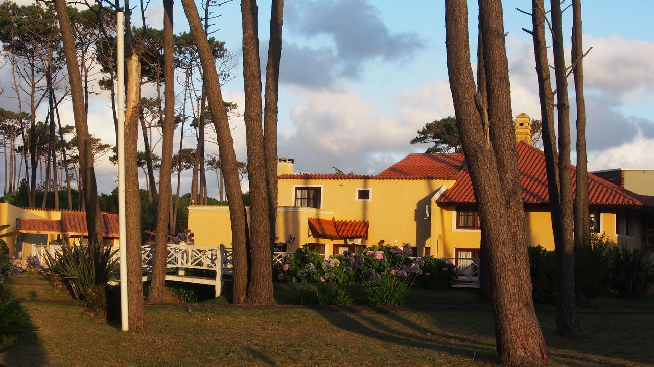Aparthotel Pino Dorado Manantiales Esterno foto